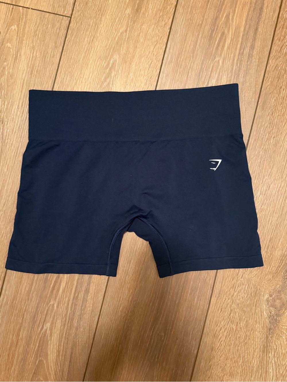 Gymshark Women’s Navy High-Waist Seamless Bike Shorts size large